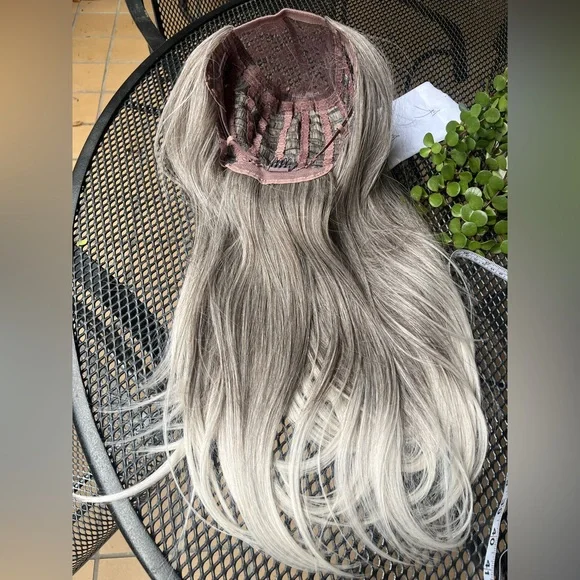 Topless White Sands beach long wig - Picture 9 of 14